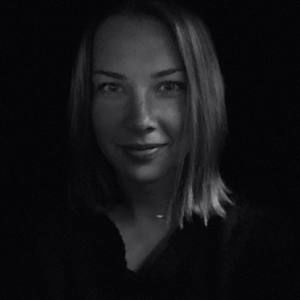 Meet your Posher, Chloe